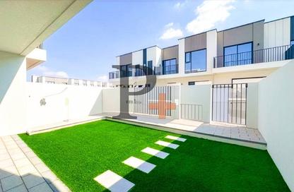 Villa - 3 - 4 for rent in Greenview - Emaar South - Dubai South (Dubai World Central) - Dubai Villa - 3 - 4 for rent in Greenview - Emaar South - Dubai South (Dubai World Central) - Dubai