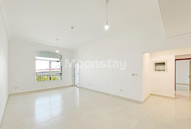 129780987 - Property Image 3