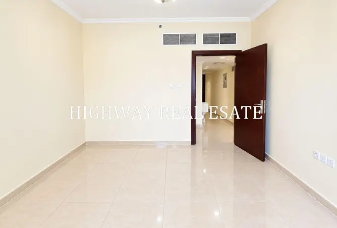 147752341 - Property Image 2