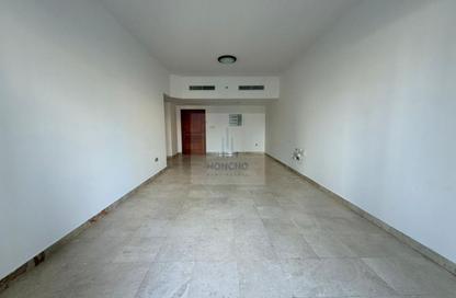 Apartment - 2 Bedrooms - 2 Bathrooms for rent in Al Meraikhi Tower - Sheikh Zayed Road - Dubai