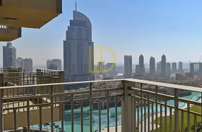 Apartment - 2 Bedrooms - 3 Bathrooms for sale in Standpoint Tower 1 - Standpoint Towers - Downtown Dubai - Dubai