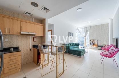 Apartment - 1 - 1 for rent in Mayfair Tower - Business Bay - Dubai