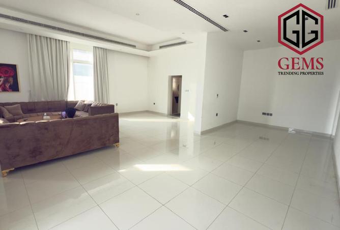 16203689 - Property Image 3