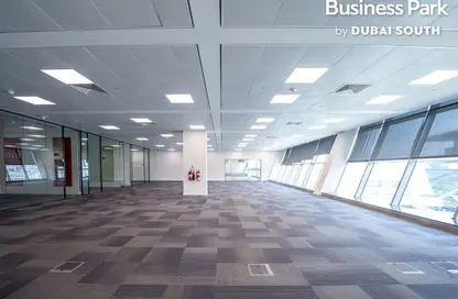 Full Floor - Studio - 7+ Bathrooms for rent in Business Park - Dubai South (Dubai World Central) - Dubai Full Floor - Studio - 7+ Bathrooms for rent in Business Park - Dubai South (Dubai World Central) - Dubai