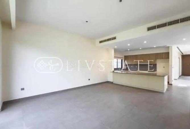 127030022 - Property Image 3
