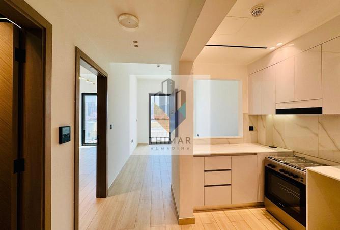 82804120 - Property Image 3