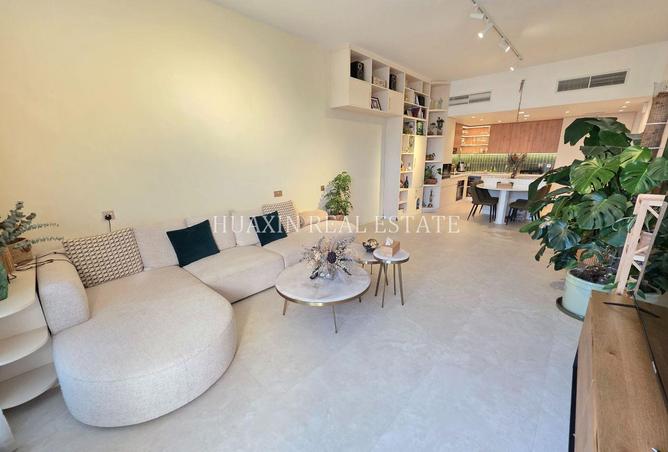 56130128 - Property Image 2