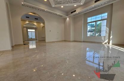 Villa - 5 - 7+ for rent in Al Quoz 2 - Al Quoz - Dubai