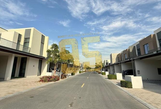 71930854 - Property Main Image