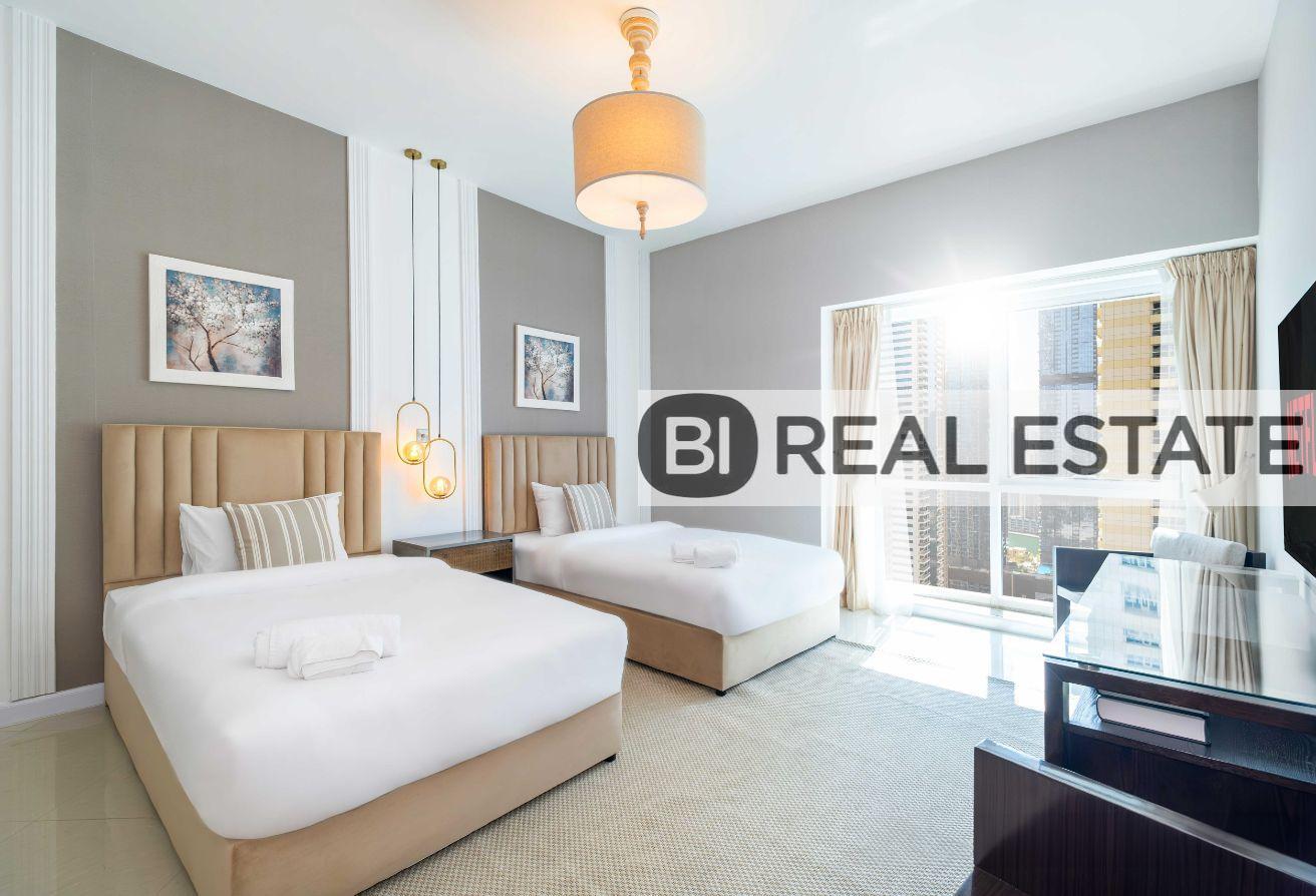 Furnished 3BR Apartment | Marina & City Views photo 4