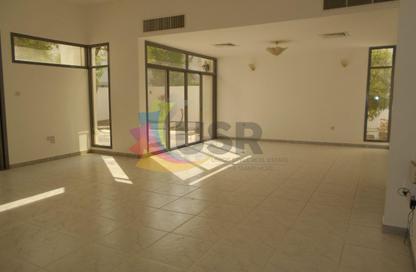 Villa - 4 Bedrooms - 5 Bathrooms for rent in Al Safa 2 - Al Safa - Dubai