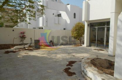 Villa - 4 Bedrooms - 5 Bathrooms for rent in Al Safa 2 - Al Safa - Dubai
