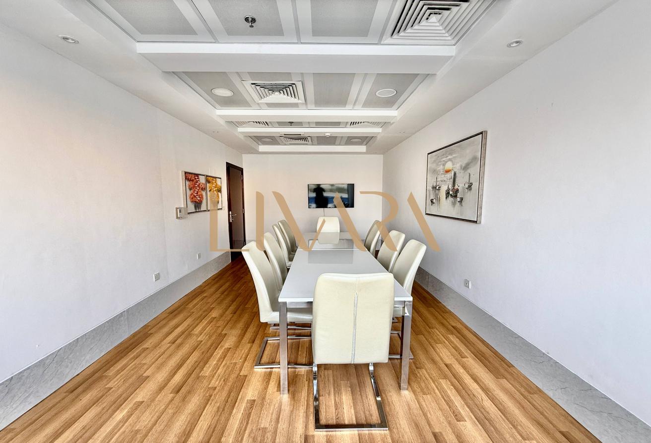 Furnished | Next to Circle Mall | Flexible Cheques photo 12