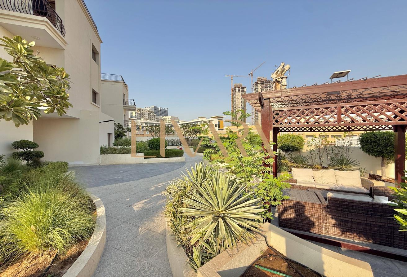 Furnished | Next to Circle Mall | Flexible Cheques photo 15