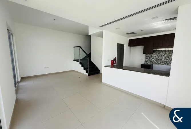 156911335 - Property Image 2