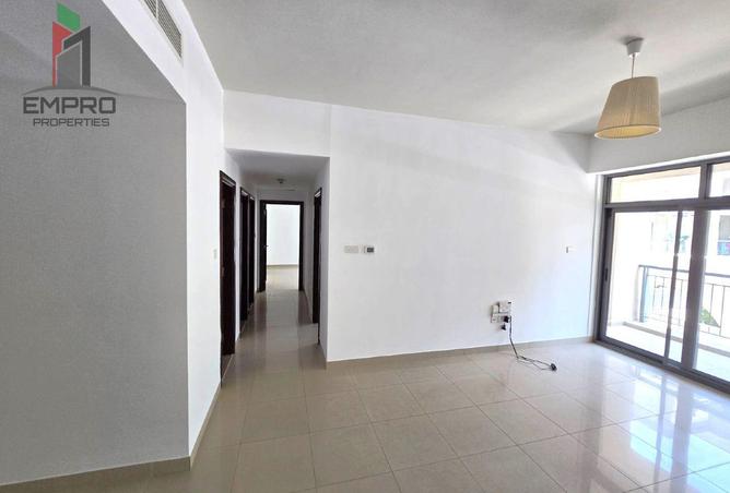 90933717 - Property Image 3