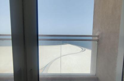 Apartment - 3 - 3 for rent in Corniche Tower - Ajman Corniche Road - Ajman