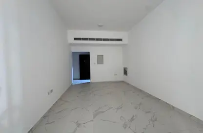 Apartment - 1 Bedroom - 2 Bathrooms for rent in Al Jurf 2 - Al Jurf - Ajman Downtown - Ajman