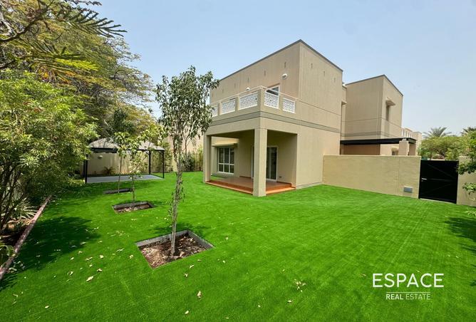 127025909 - Property Main Image
