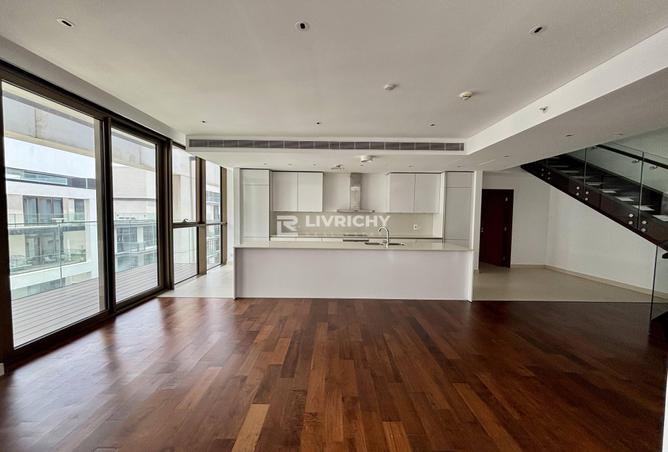 97833300 - Property Image 3