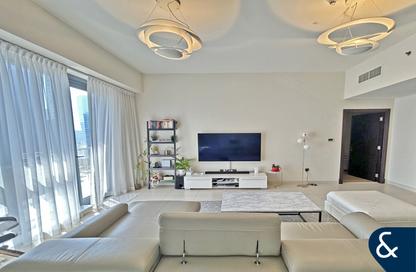 Apartment - 1 Bedroom - 2 Bathrooms for sale in Bahwan Tower Downtown - Downtown Dubai - Dubai