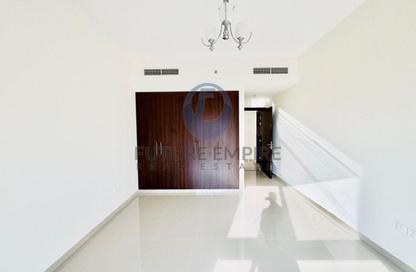 Apartment - 2 Bedrooms - 3 Bathrooms for rent in Jumeirah Garden Building 4 - Jumeirah Garden City - Al Satwa - Dubai