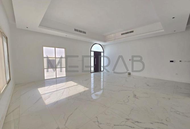 107742874 - Property Image 3