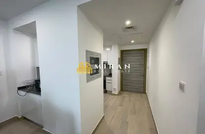 Apartment - 1 Bedroom - 2 Bathrooms for rent in Bloom Towers B - Bloom Towers - District 10 - Jumeirah Village Circle - Dubai