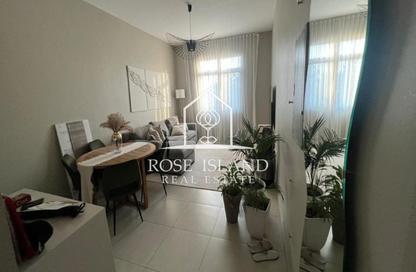 Apartment - 2 - 3 for sale in Al Khaleej Village - Al Ghadeer - Abu Dhabi