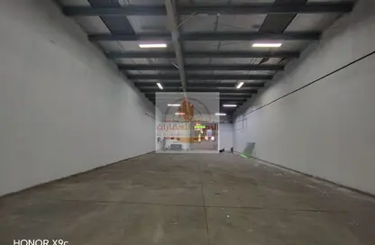 Warehouse - Studio - 1 Bathroom for rent in Industrial Area 17 - Sharjah Industrial Area - Sharjah