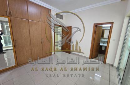 Apartment - 4 Bedrooms - 6 Bathrooms for rent in Al Majaz 3 - Al Majaz - Sharjah Apartment - 4 Bedrooms - 6 Bathrooms for rent in Al Majaz 3 - Al Majaz - Sharjah