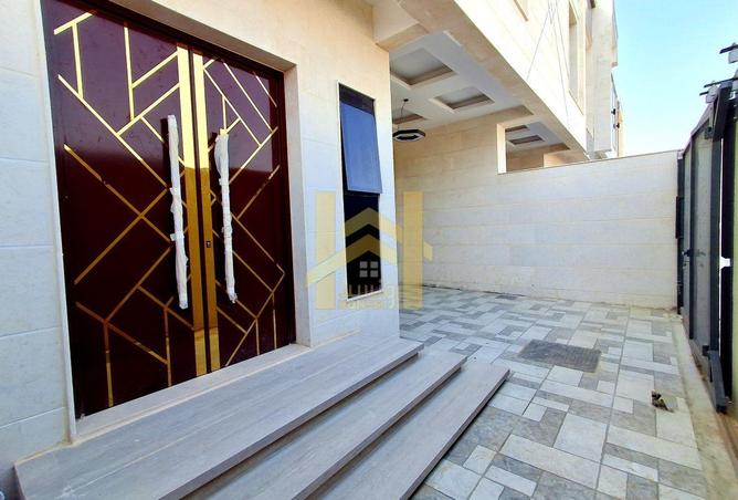 81942865 - Property Image 3