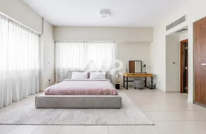 Apartment - Studio - 1 Bathroom for rent in Executive Tower B - Executive Towers - Business Bay - Dubai