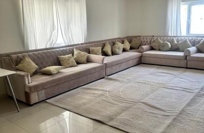 Villa - 5 - 6 for rent in Al Khan Corniche - Al Khan - Sharjah