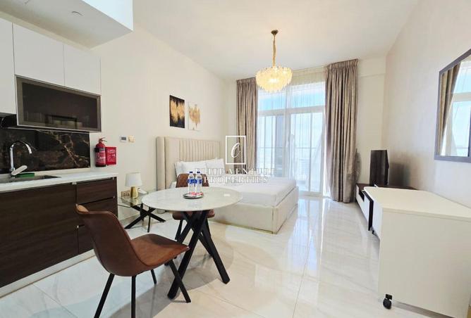 72305220 - Property Image 2