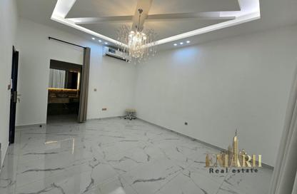 Villa - 5 - 7 for rent in Al Zaheya Gardens - Al Zahya - Ajman
