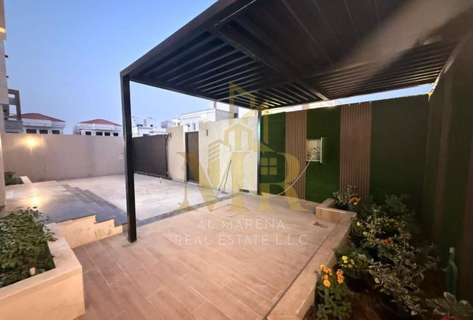 53985000 - Property Image 3