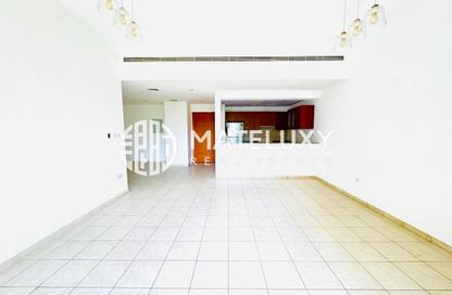 Apartment - 3 - 2 for rent in Al Ghaf 2 - Al Ghaf - Greens - Dubai