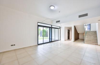 Villa - 5 - 7 for rent in West Yas - Yas Island - Abu Dhabi