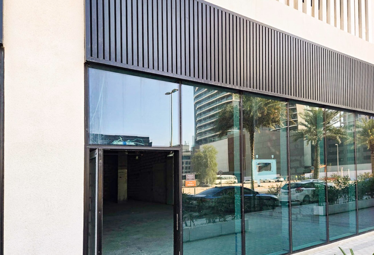 Studio shop in Binghatti Royale, Jumeirah Village Circle: 7