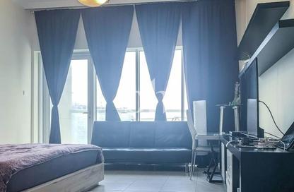 Apartment - Studio - 1 for rent in Burj Al Nujoom - Downtown Dubai - Dubai