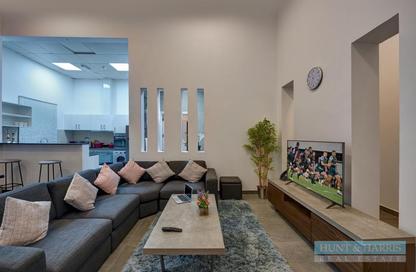 Villa - 2 Bedrooms - 3 Bathrooms for rent in Al Jazirah Al Hamra - Al Hamra Village - Ras Al Khaimah