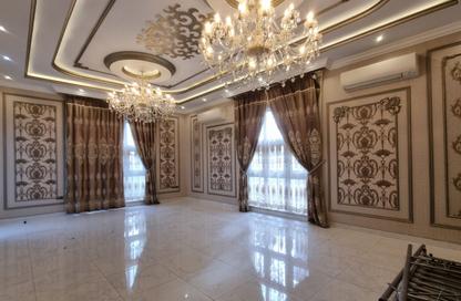 Villa - 4 Bedrooms - 6 Bathrooms for rent in Al Quoz 2 - Al Quoz - Dubai