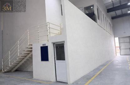 Warehouse - Studio - 1 Bathroom for rent in Umm Al Thuoob - Umm Al Quwain