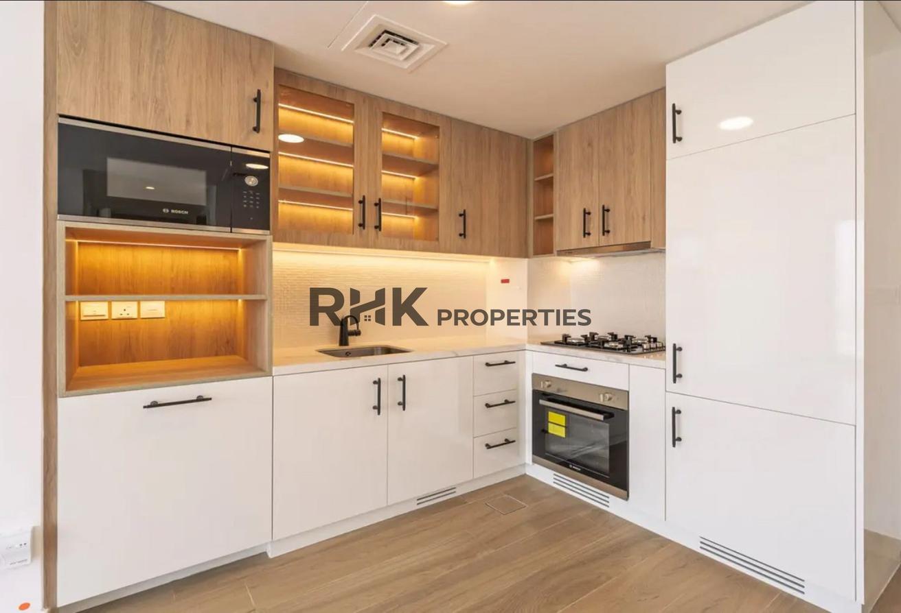 Multiple Cheqs |Fitted Kitchen | 1 Bedroom photo 4