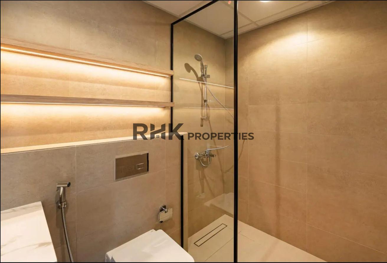 Multiple Cheqs |Fitted Kitchen | 1 Bedroom photo 7