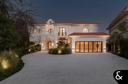 Villa - 4 - 5 for sale in Entertainment Foyer - European Clusters - Jumeirah Islands - Dubai