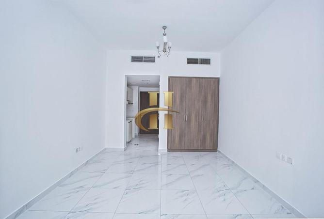 83663065 - Property Image 2