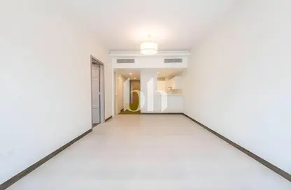 Apartment - 1 Bedroom - 2 Bathrooms for rent in SOL Bay - Business Bay - Dubai