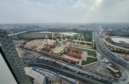 مكتب - استوديو - 1 حمام للايجار في برج تشرشل للأعمال - أبراج تشرشل - الخليج التجاري - دبي